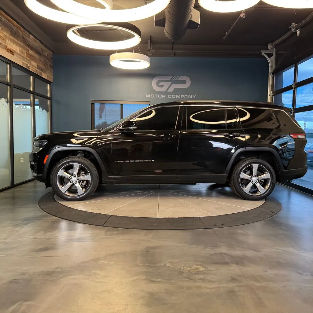 Jeep Grand Cherokee L photo 6