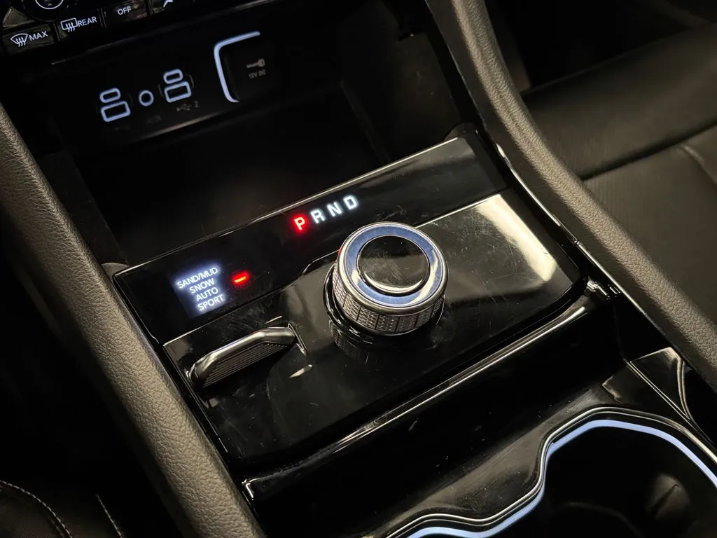 Jeep Grand Cherokee L photo 16