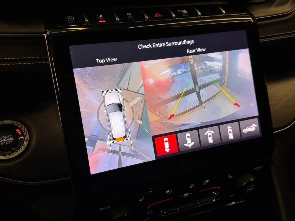 Jeep Grand Cherokee L photo 14