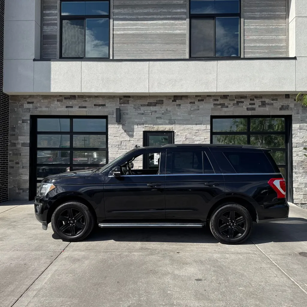 Ford Expedition photo 6