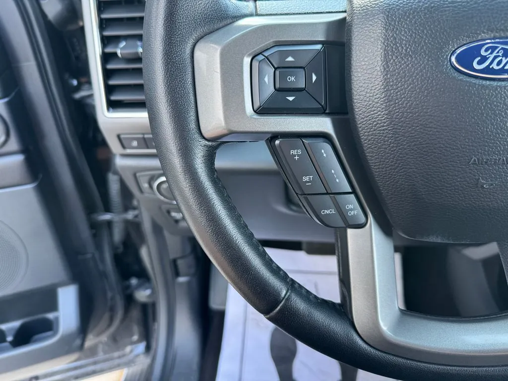 Ford Expedition photo 11