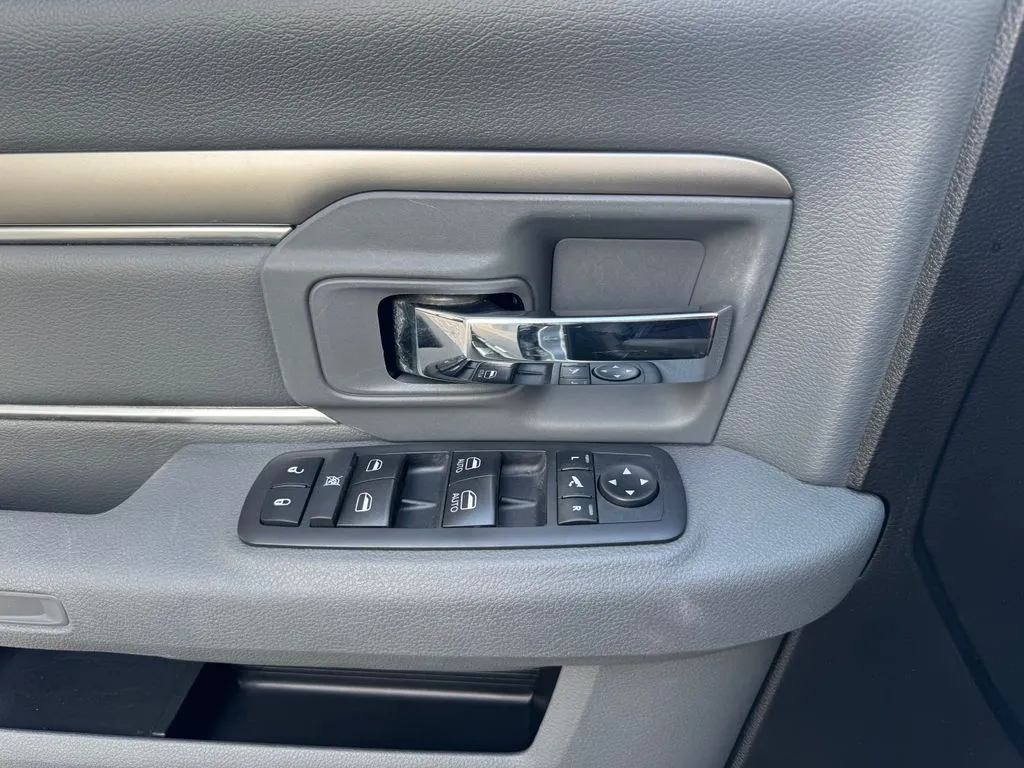 Ram 1500 photo 17