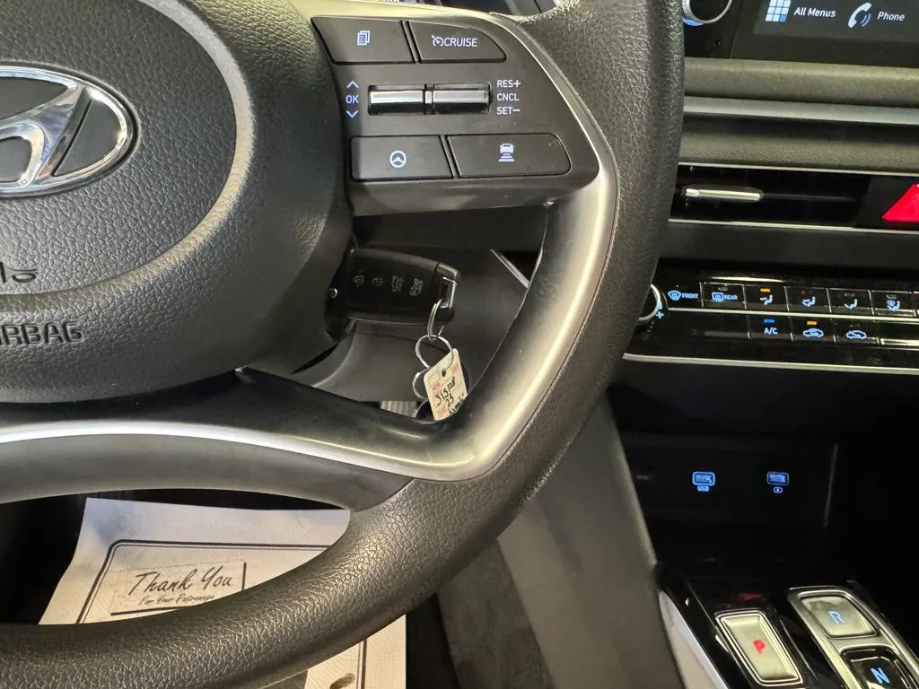 Hyundai Sonata photo 12