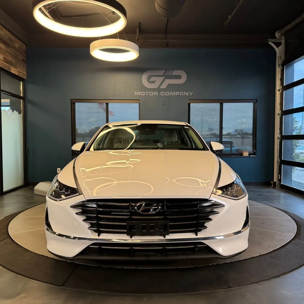 Hyundai Sonata photo 8