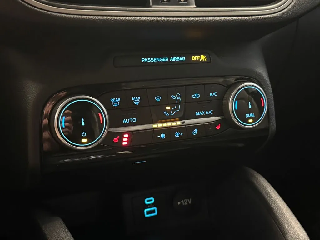 Ford Escape photo 15