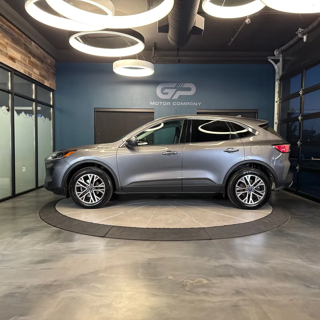 Ford Escape photo 6