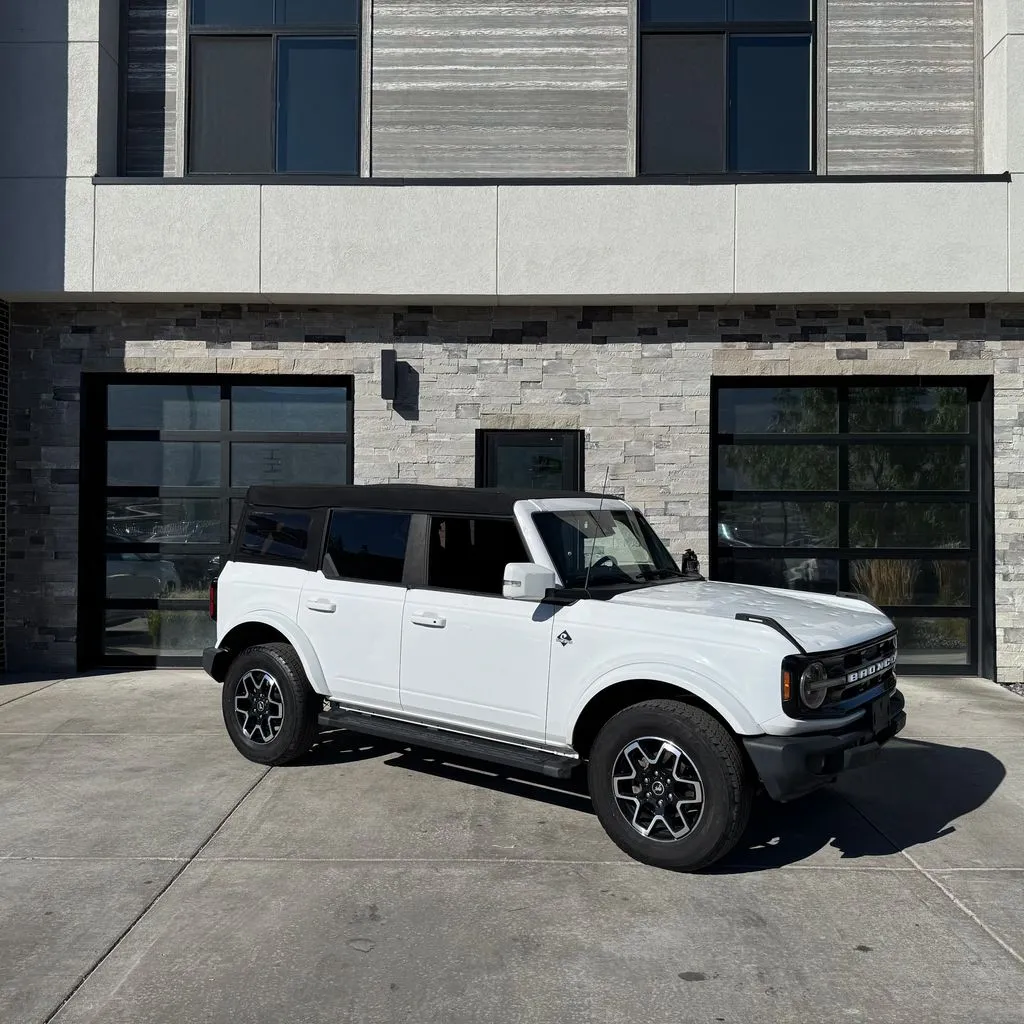 White 2023 Ford Bronco Outer Banks for sale in Kaysville, UT
