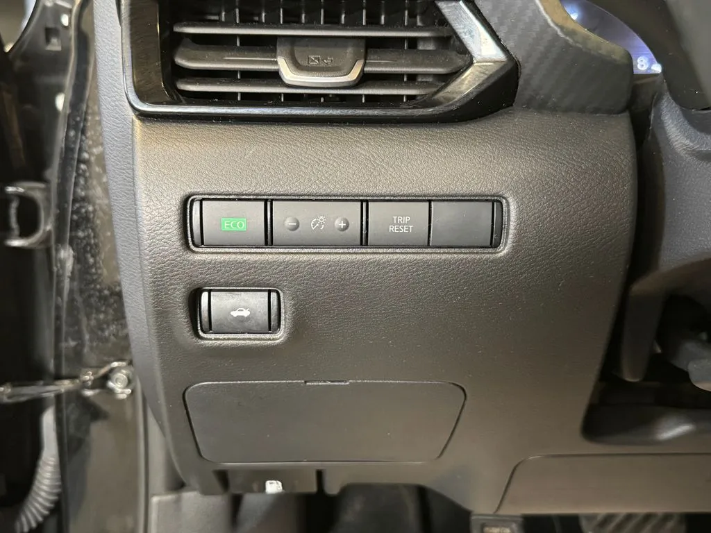 Nissan Sentra photo 18