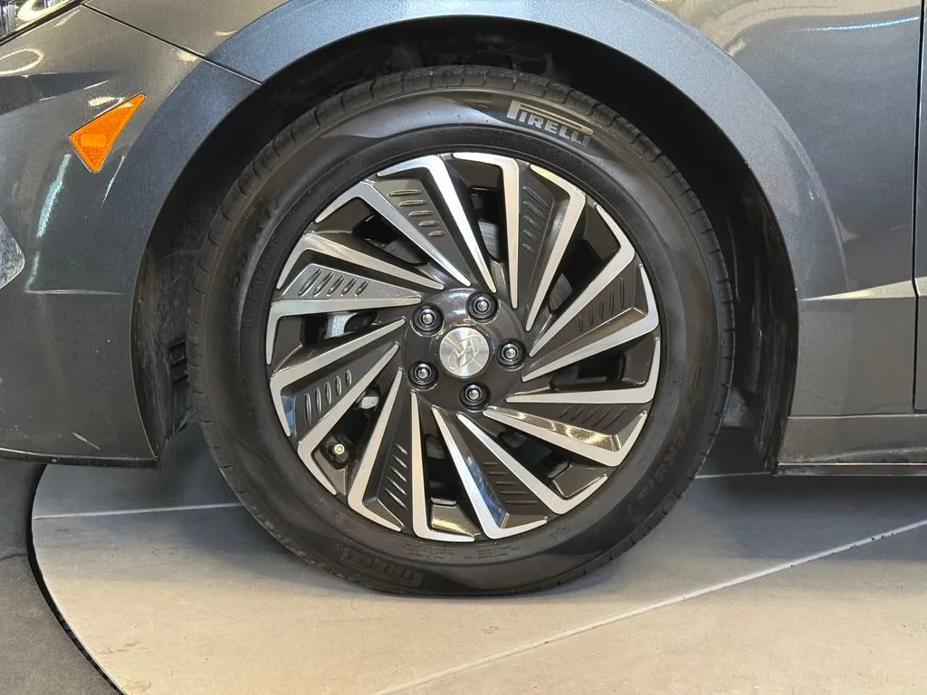 Hyundai Sonata photo 25