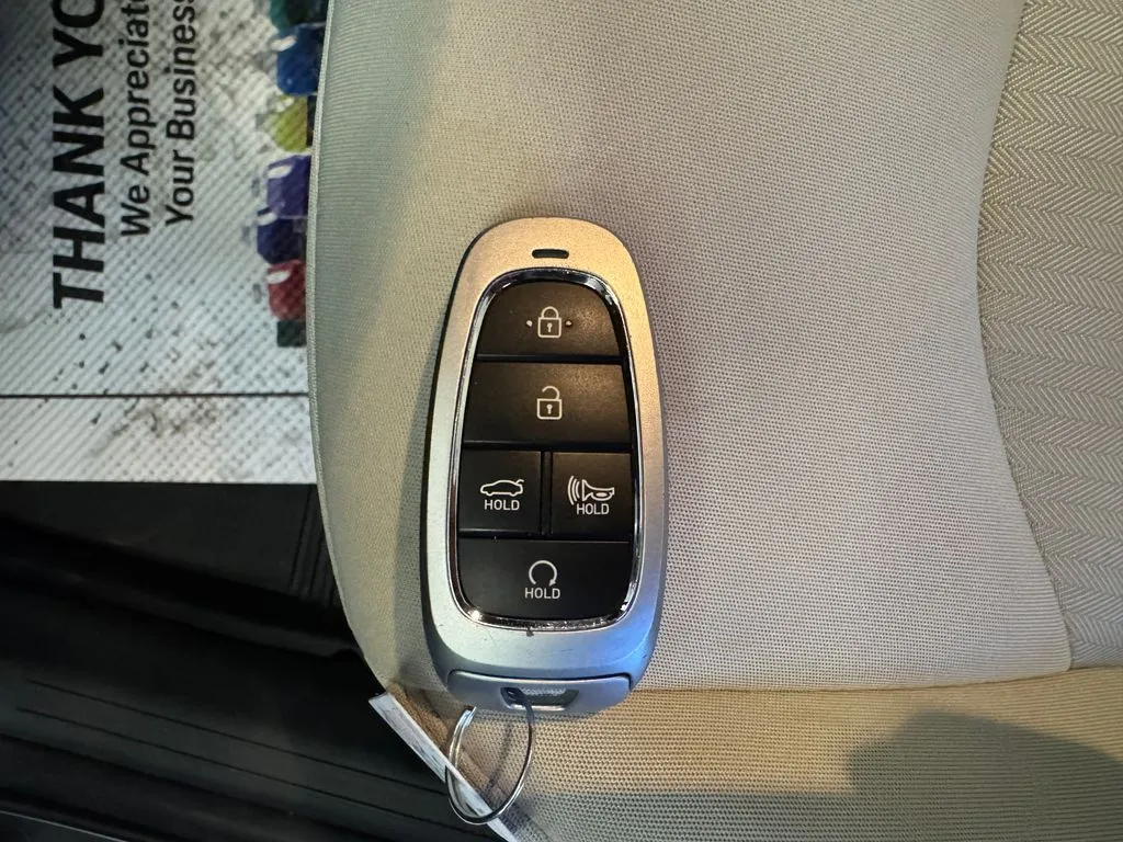 Hyundai Sonata photo 17
