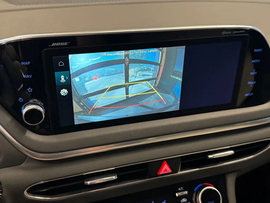 Hyundai Sonata photo 14