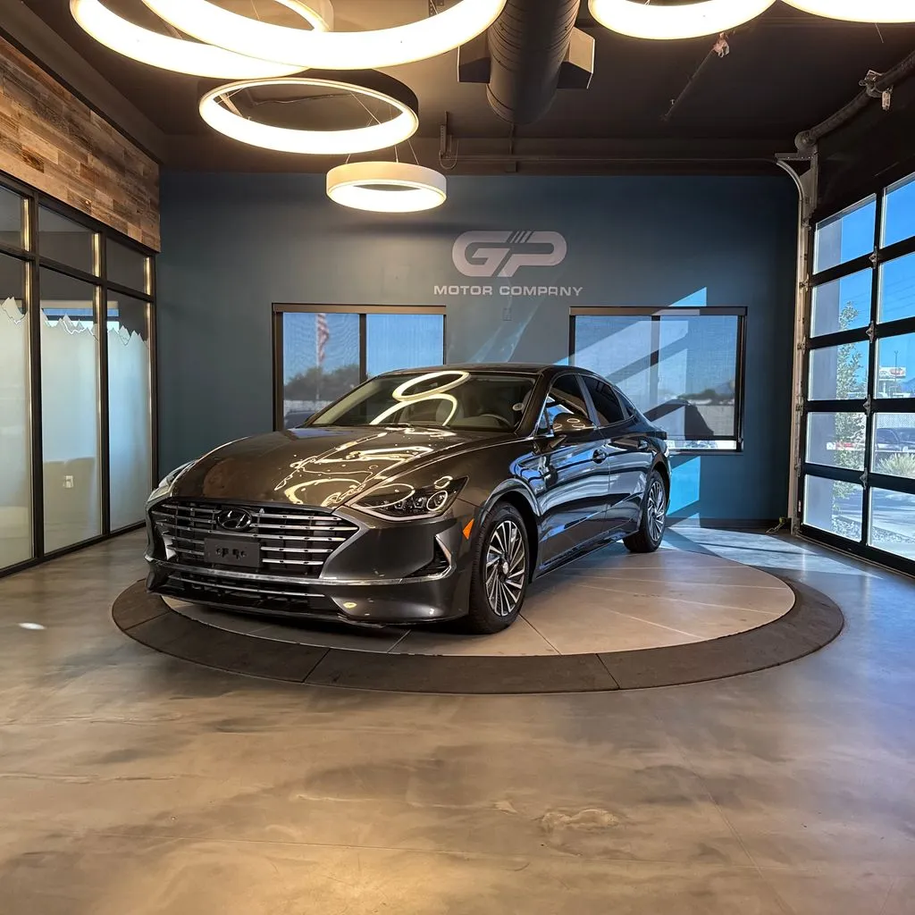 Hyundai Sonata photo 7