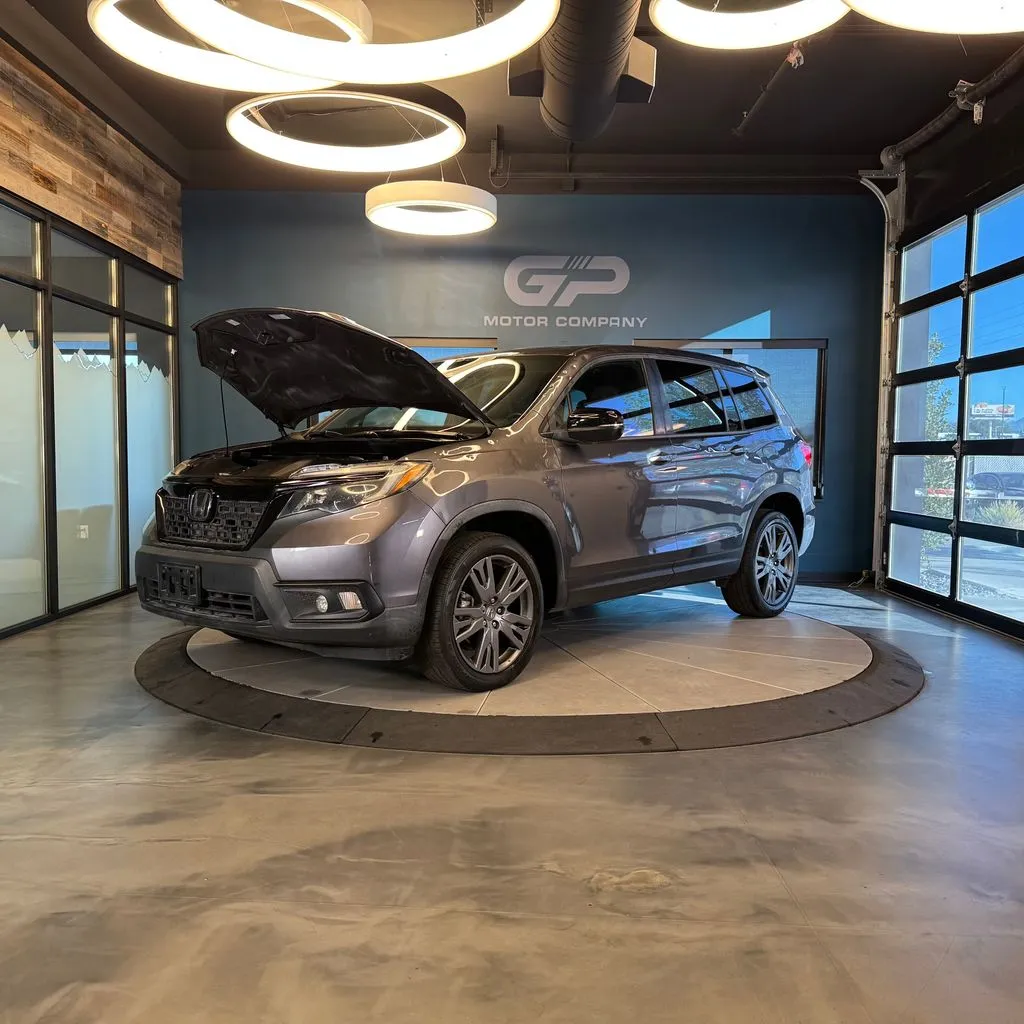 Honda Passport photo 25