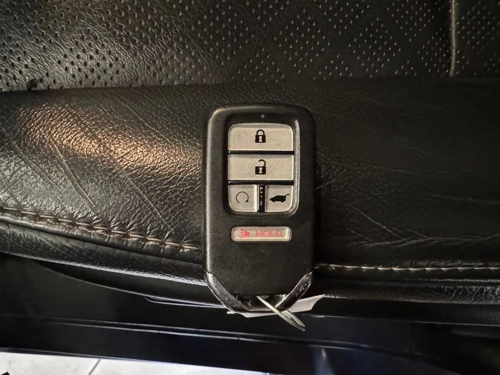 Honda Passport photo 17