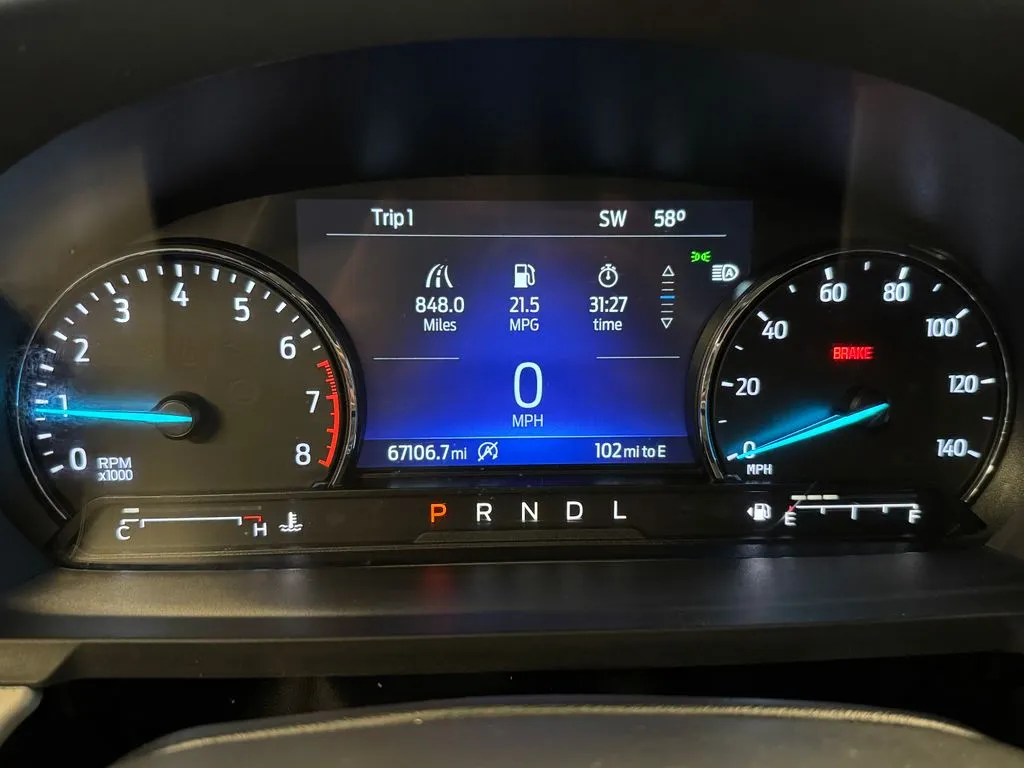 Ford Explorer photo 10