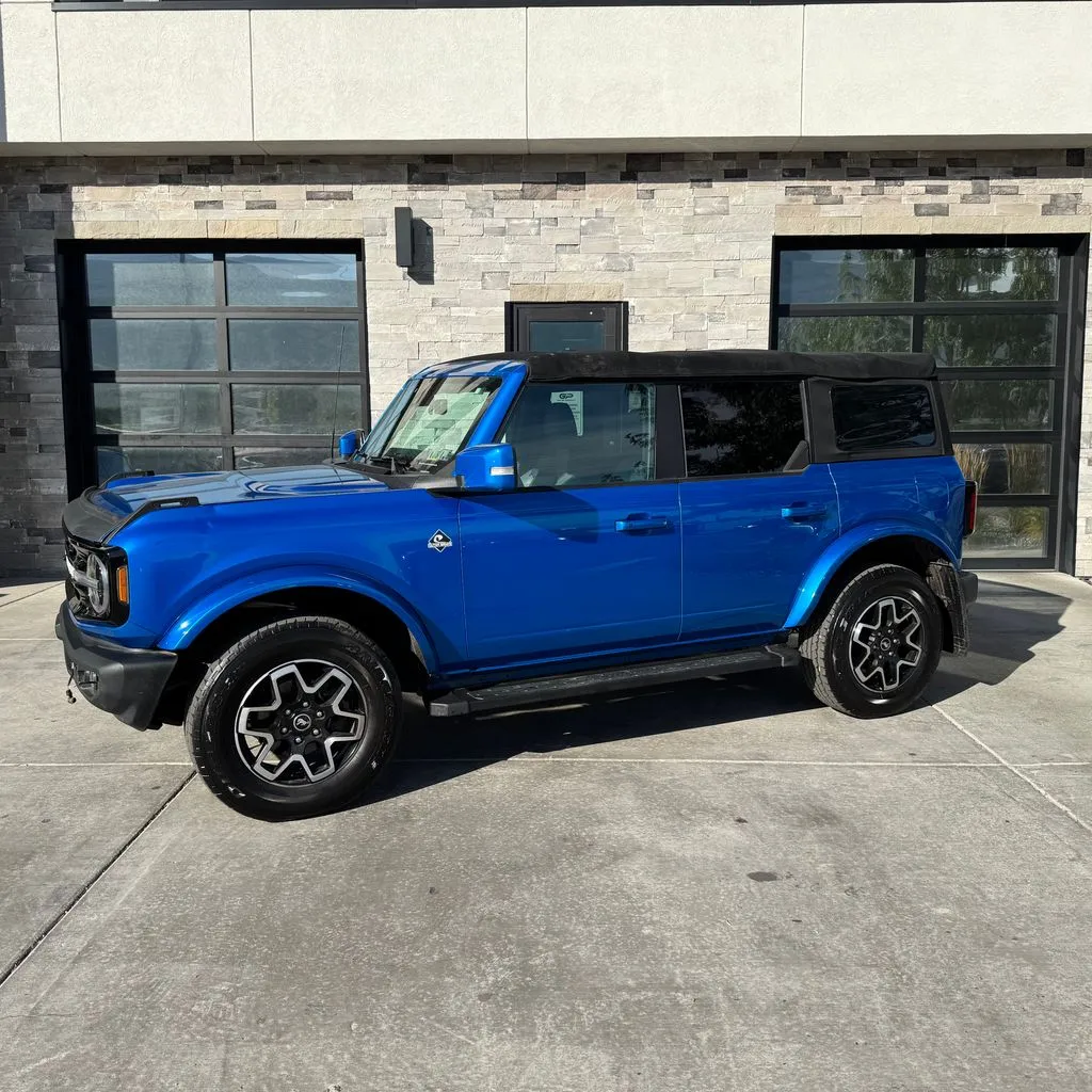 Ford Bronco photo 7