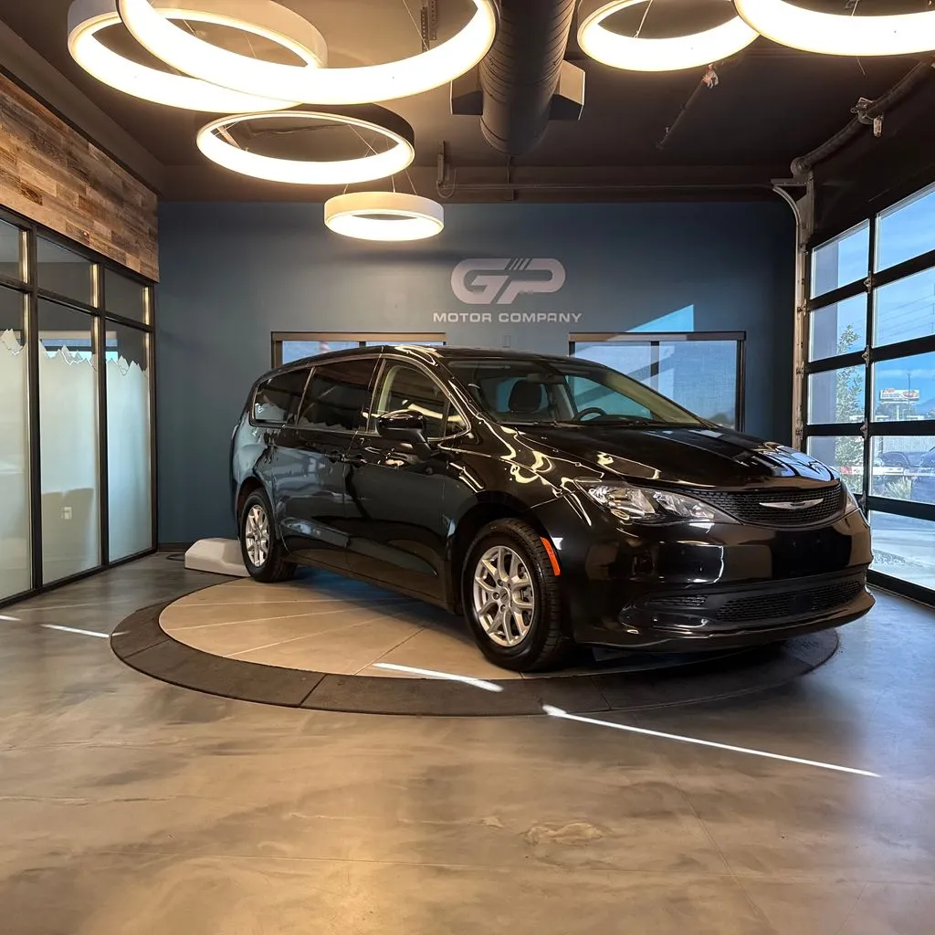 Black 2022 Chrysler Voyager LX for sale in Kaysville, UT