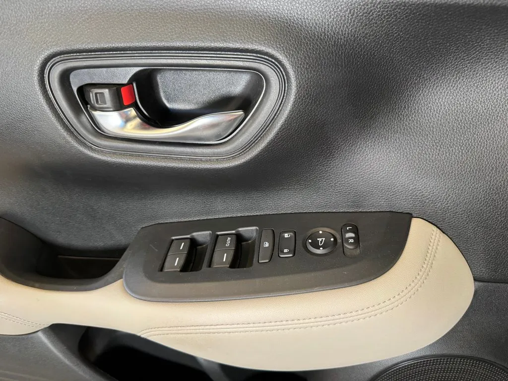 Honda HR-V photo 19
