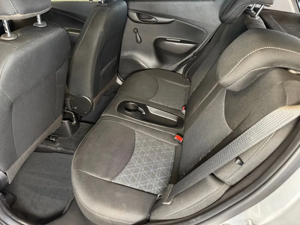 Chevrolet Spark photo 21