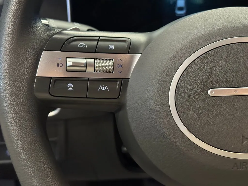 Hyundai Sonata photo 11