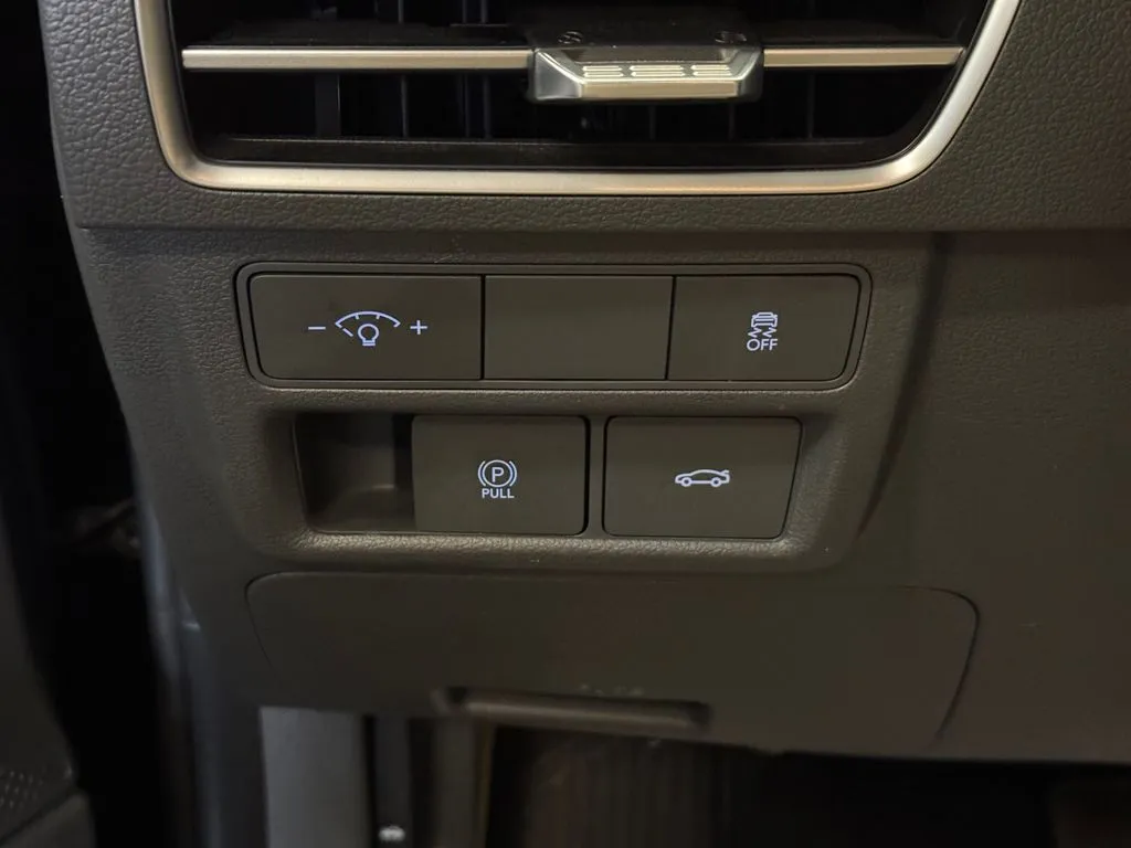 Hyundai Sonata photo 18