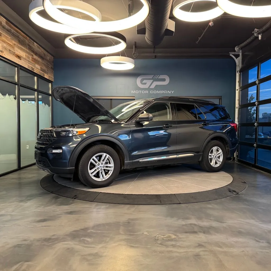 Ford Explorer photo 25