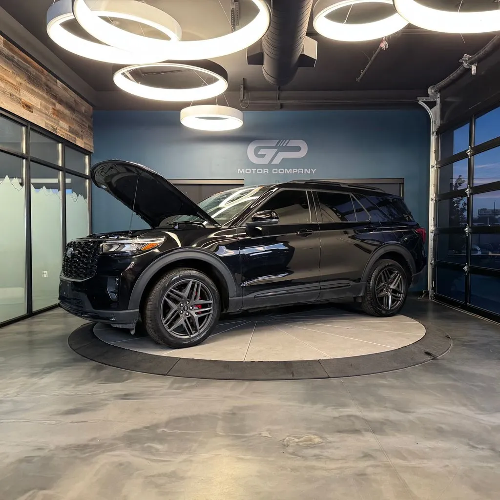 Ford Explorer photo 26