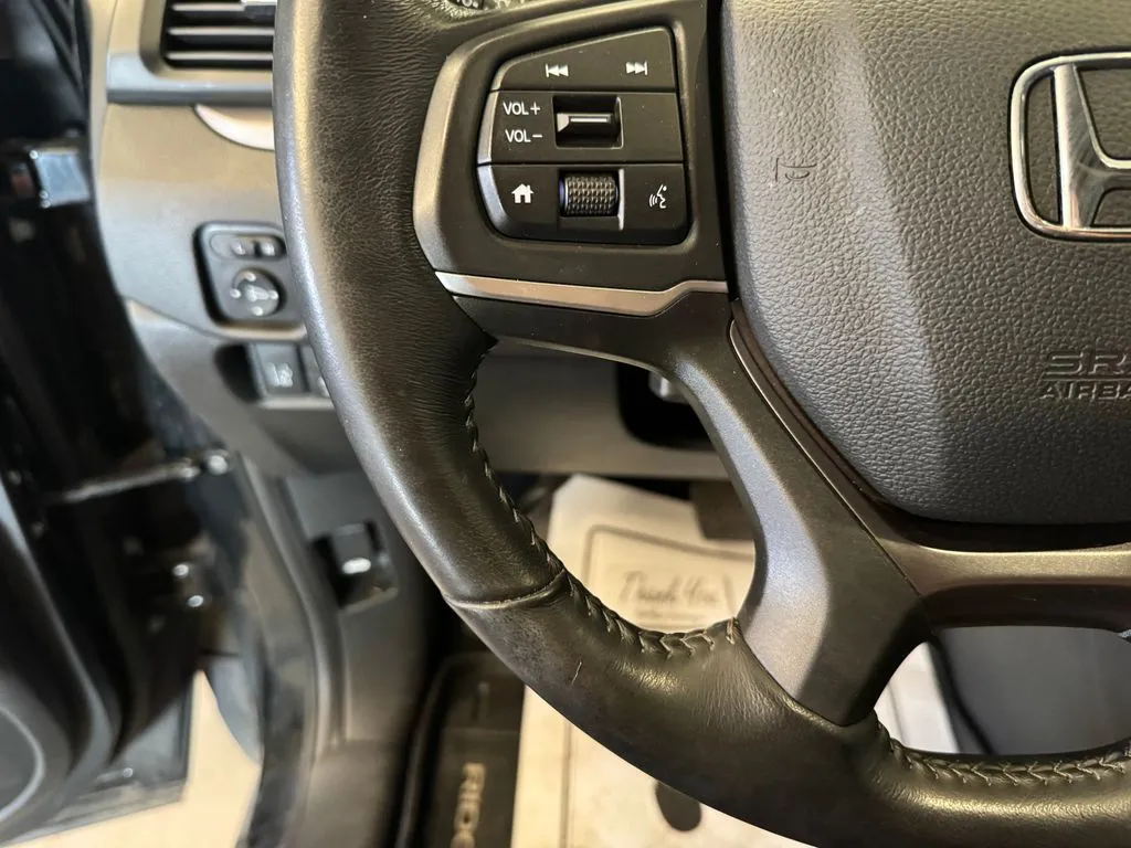 Honda Ridgeline photo 11