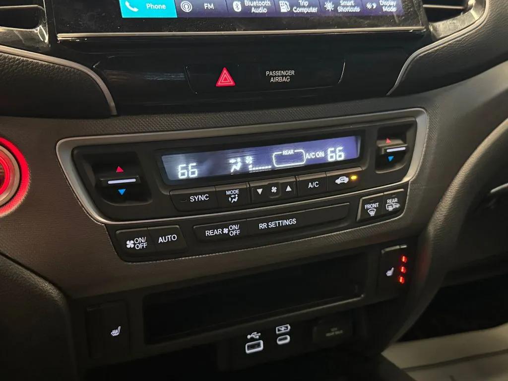 Honda Ridgeline photo 15