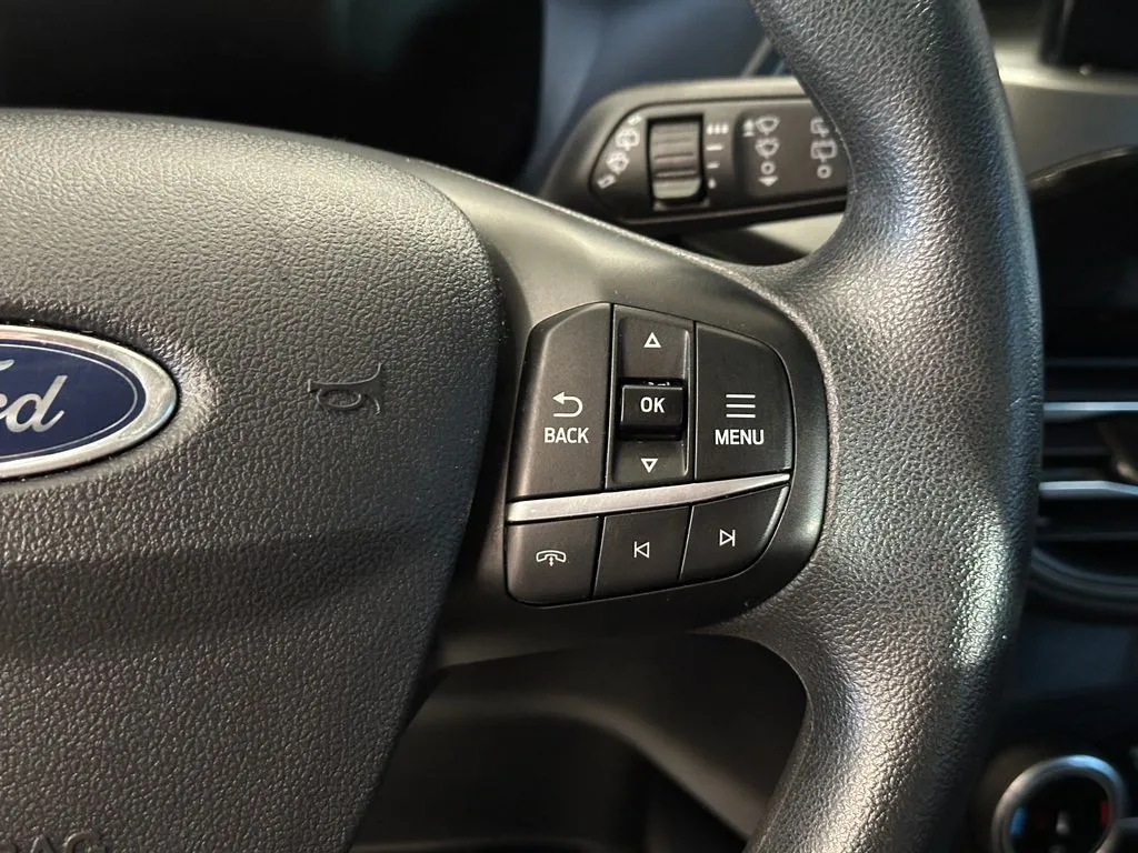 Ford Escape photo 11