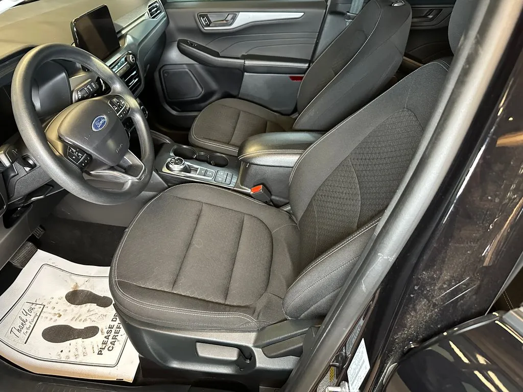 Ford Escape photo 19
