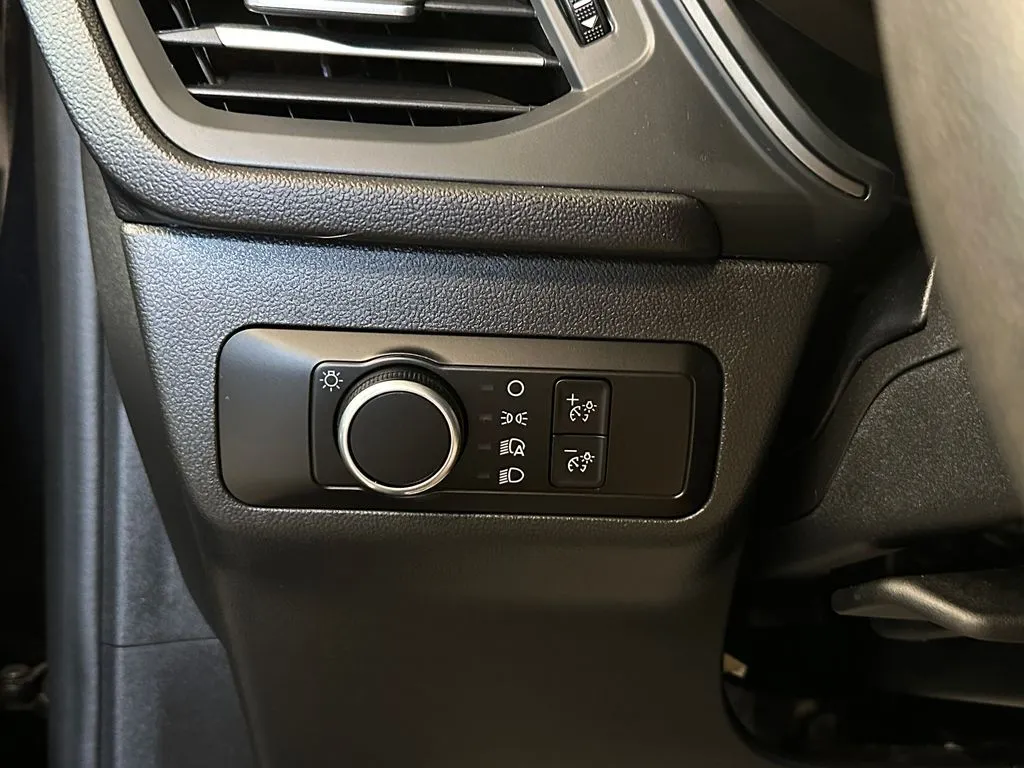 Ford Escape photo 17