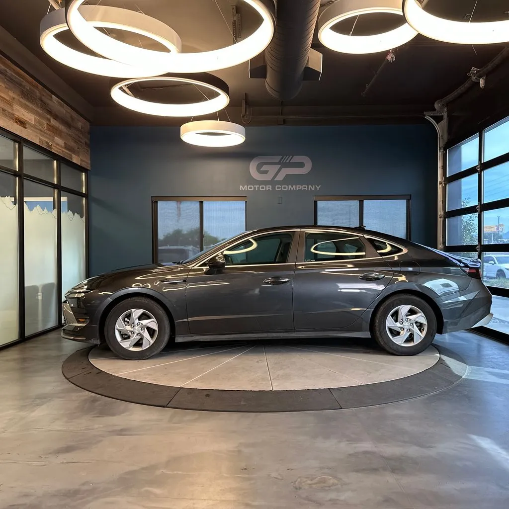 Hyundai Sonata photo 6