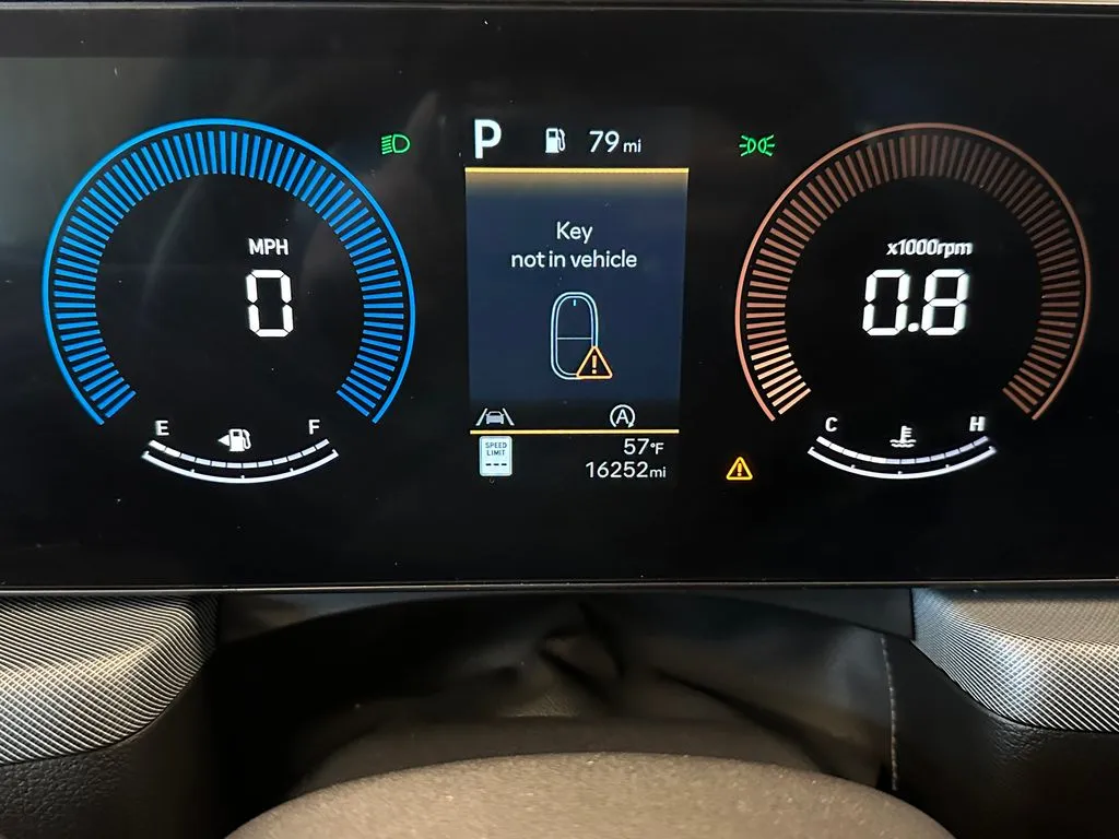 Hyundai Sonata photo 10