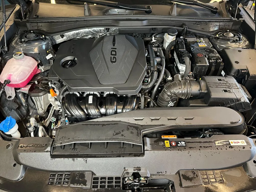 Hyundai Sonata photo 22