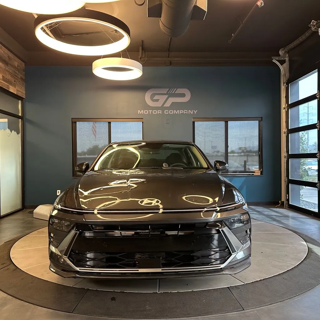 Hyundai Sonata photo 8