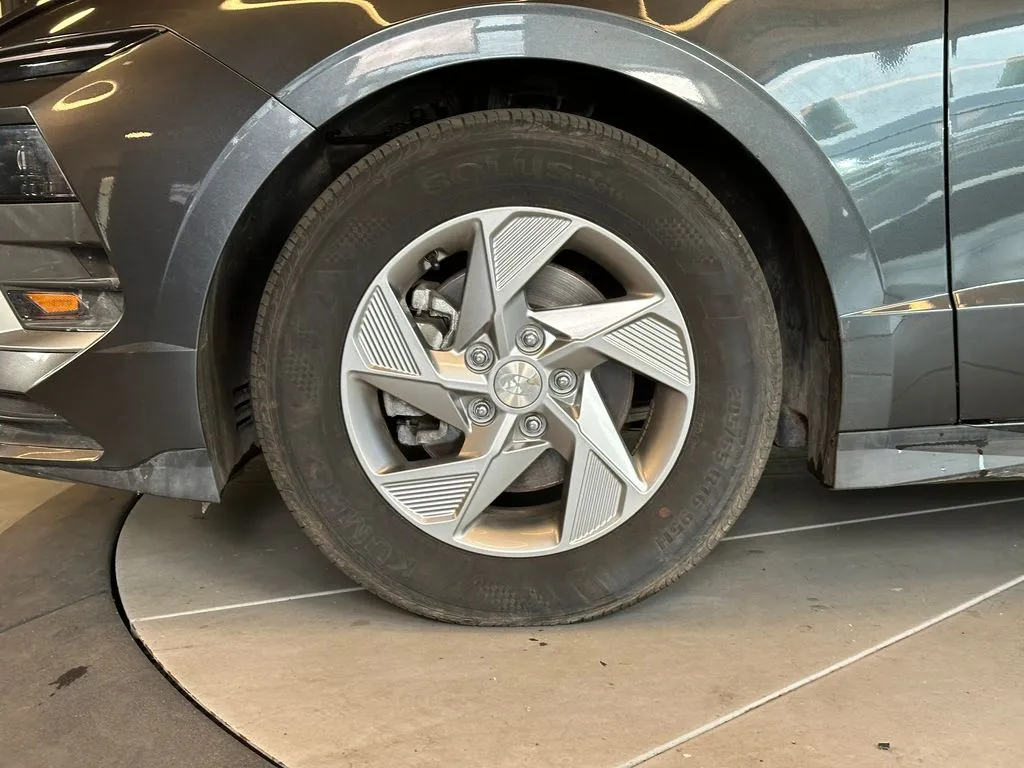 Hyundai Sonata photo 24