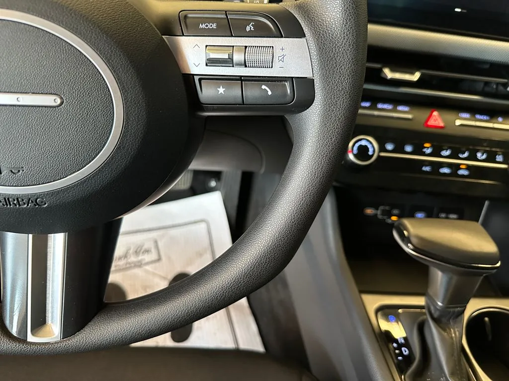 Hyundai Sonata photo 12