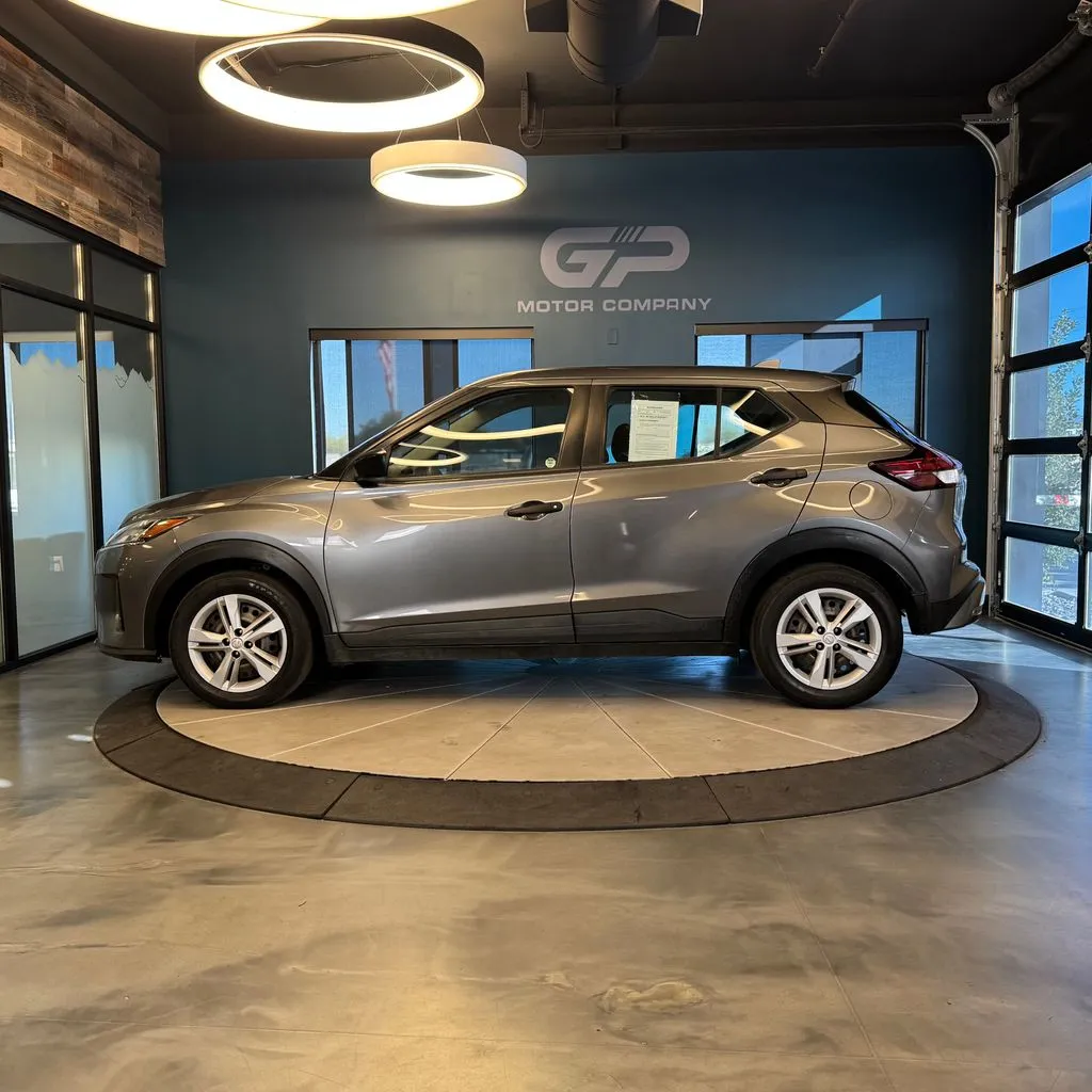 Nissan Kicks photo 6