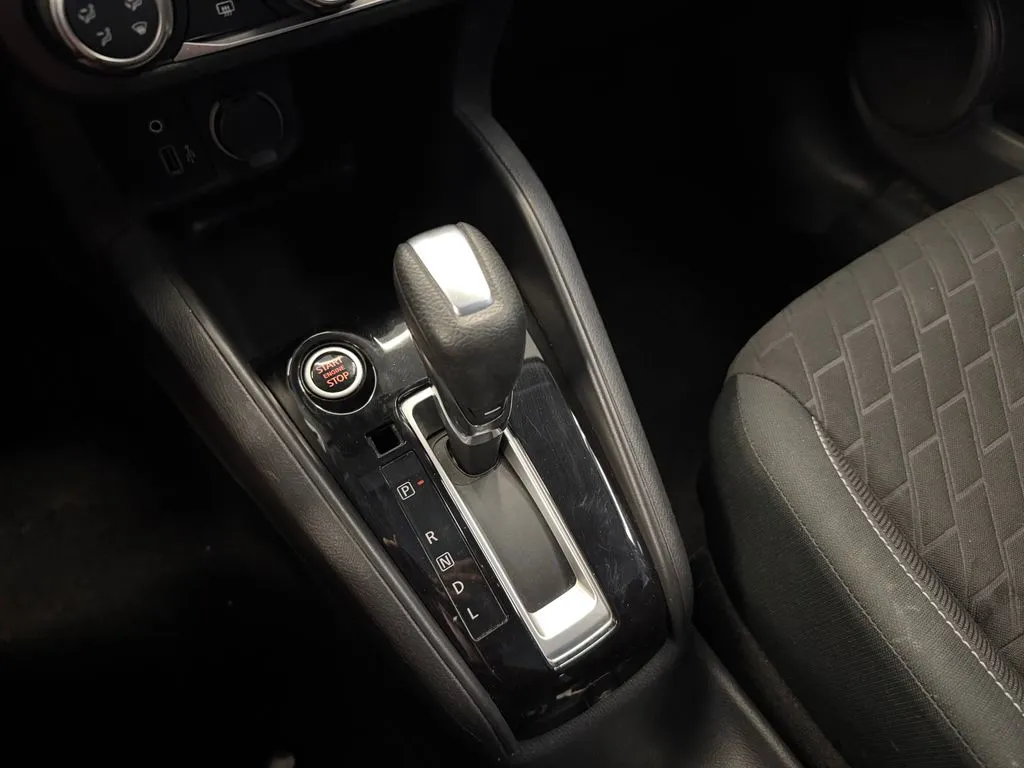 Nissan Kicks photo 16