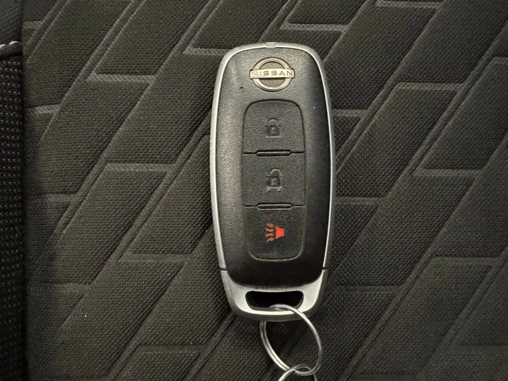 Nissan Kicks photo 17