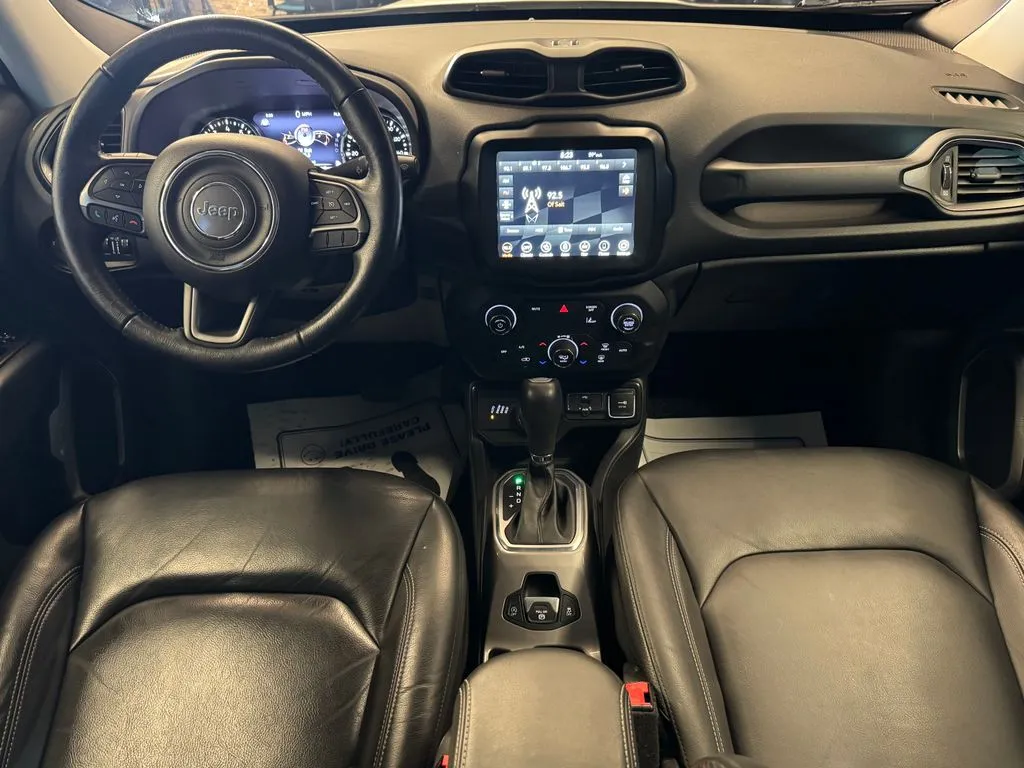 Jeep Renegade photo 9