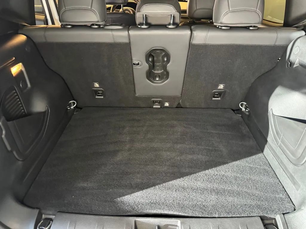 Jeep Renegade photo 22