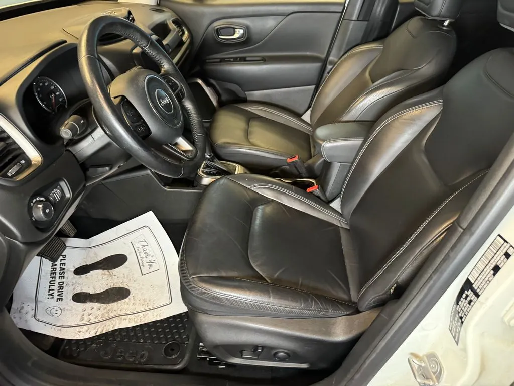 Jeep Renegade photo 20