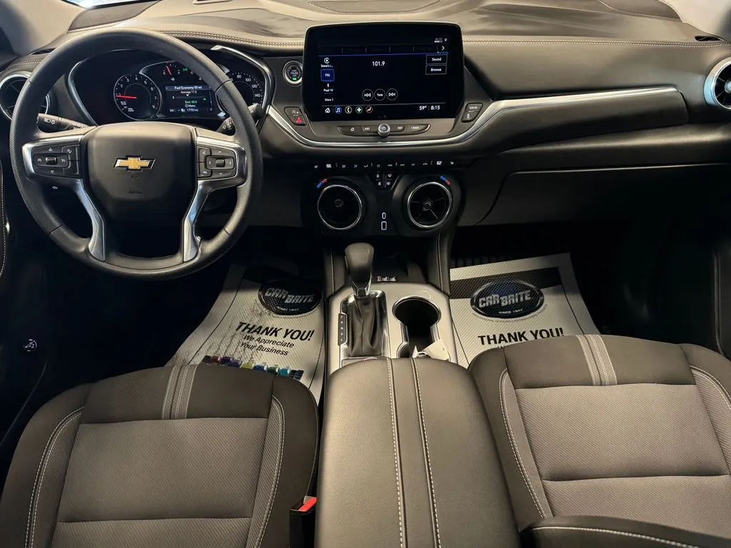 Chevrolet Blazer photo 9