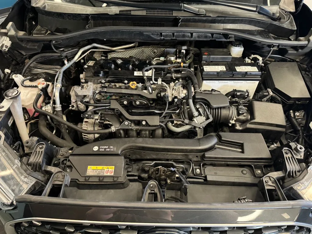 Toyota Corolla Cross photo 24