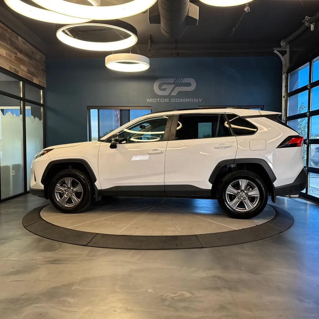 Toyota RAV4 photo 6