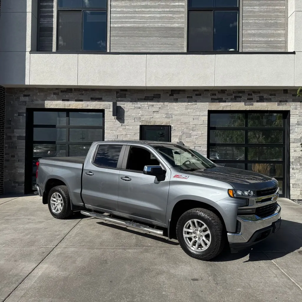 Gray 2020 Chevrolet Silverado 1500 LT for sale in Kaysville, UT