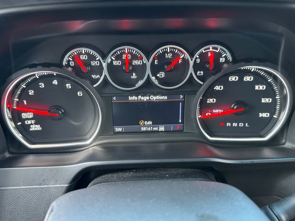 Chevrolet Silverado photo 14