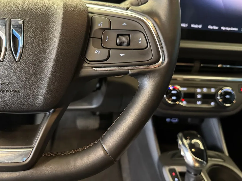 Buick Envista photo 12